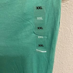 Men’s XXL pj bottoms never worn excellent condition